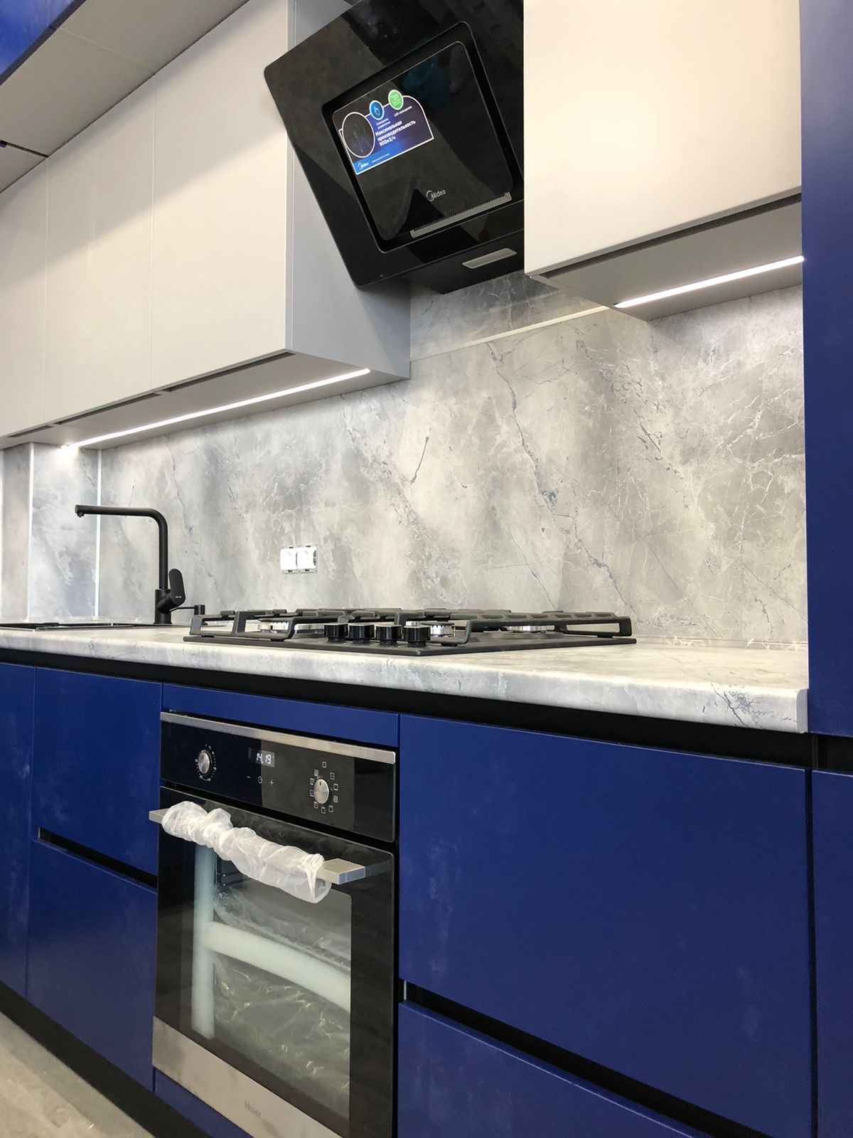 Кухонный гарнитур 'эмаль. Фото 2